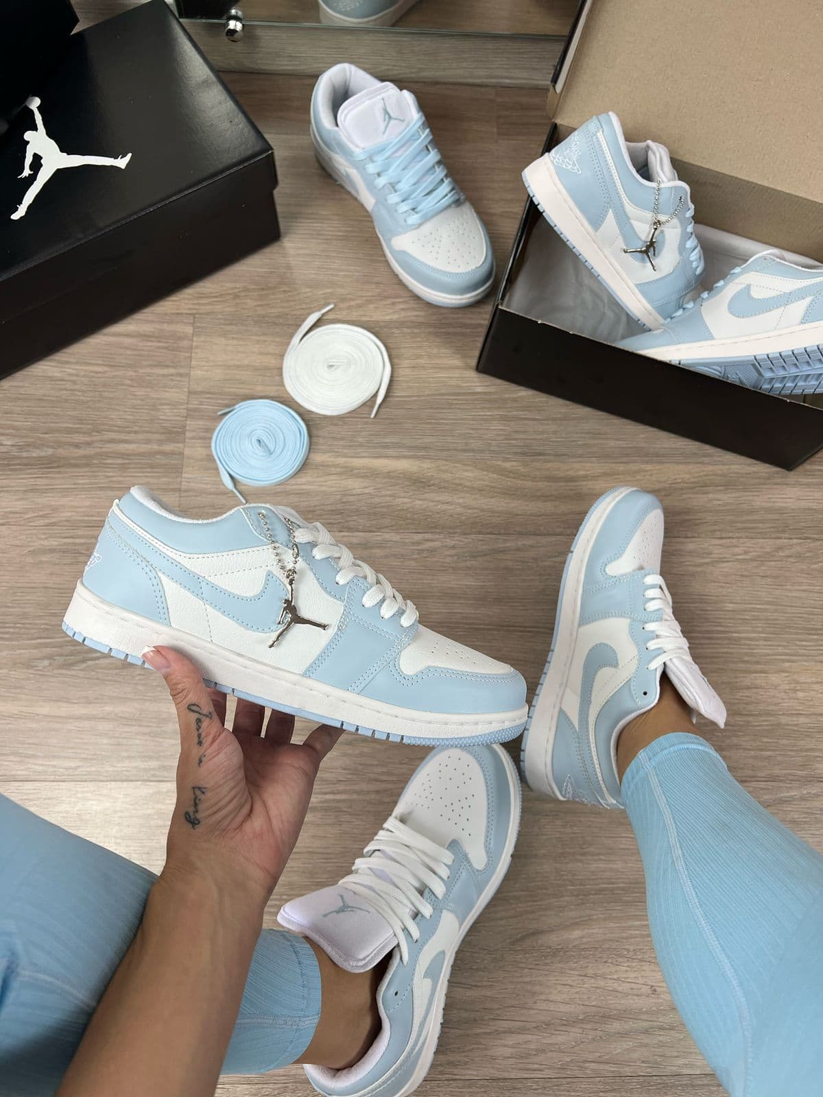 Nike Jordan Low - Branco Acqua — foto principal