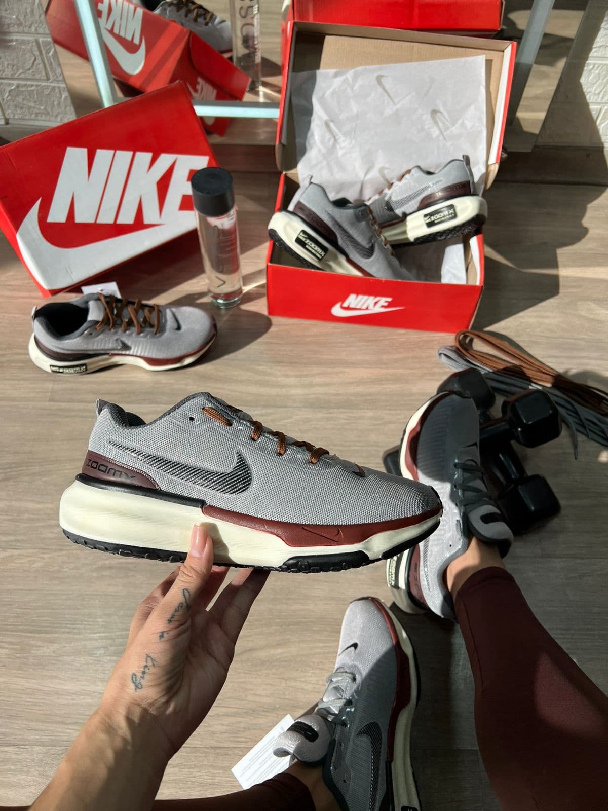 Nike Air ZoomX Invincible Run 3 Marrom Cinza — foto principal