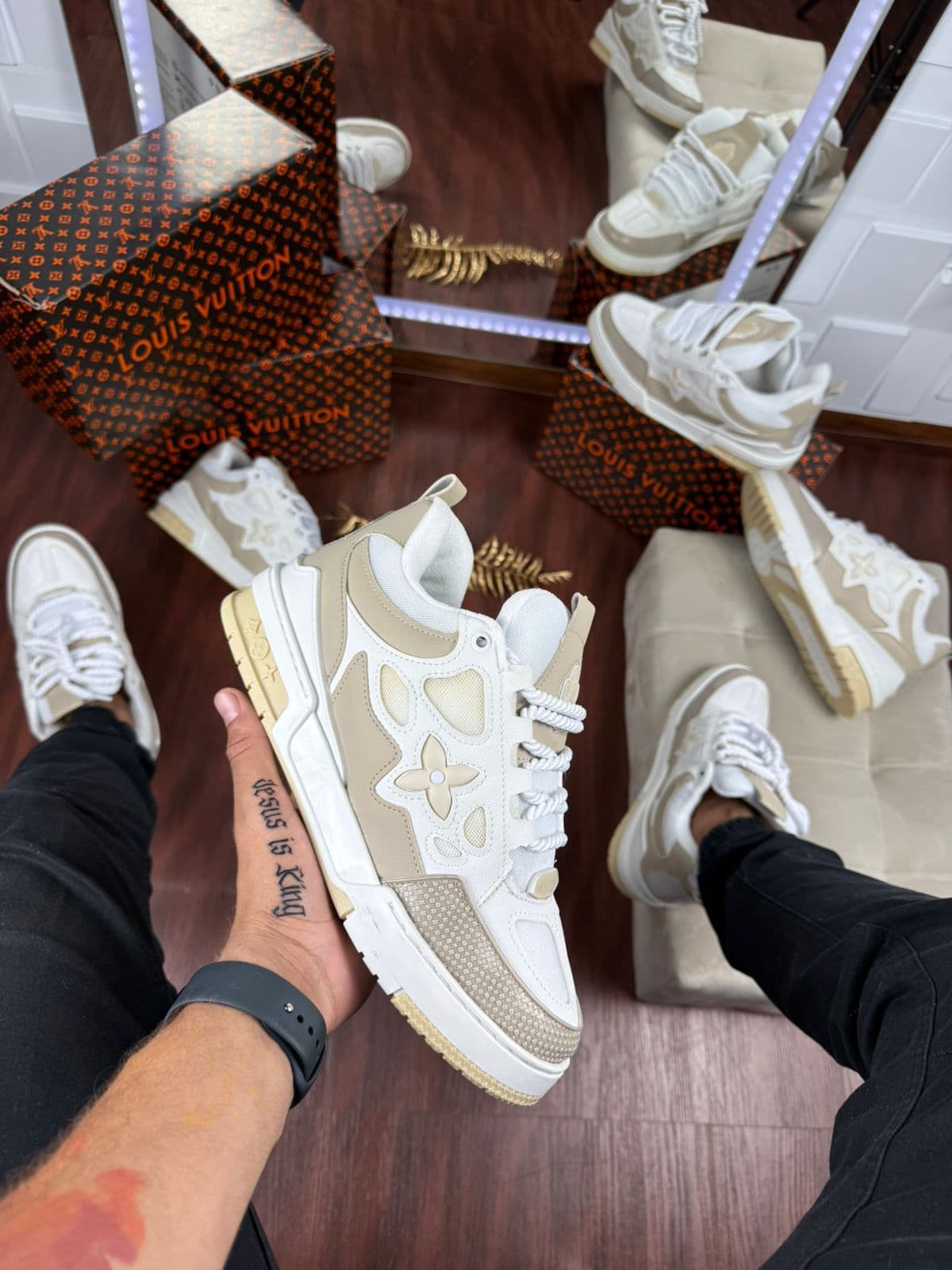 Louis Vuitton LV Skate Branco/bege — foto principal