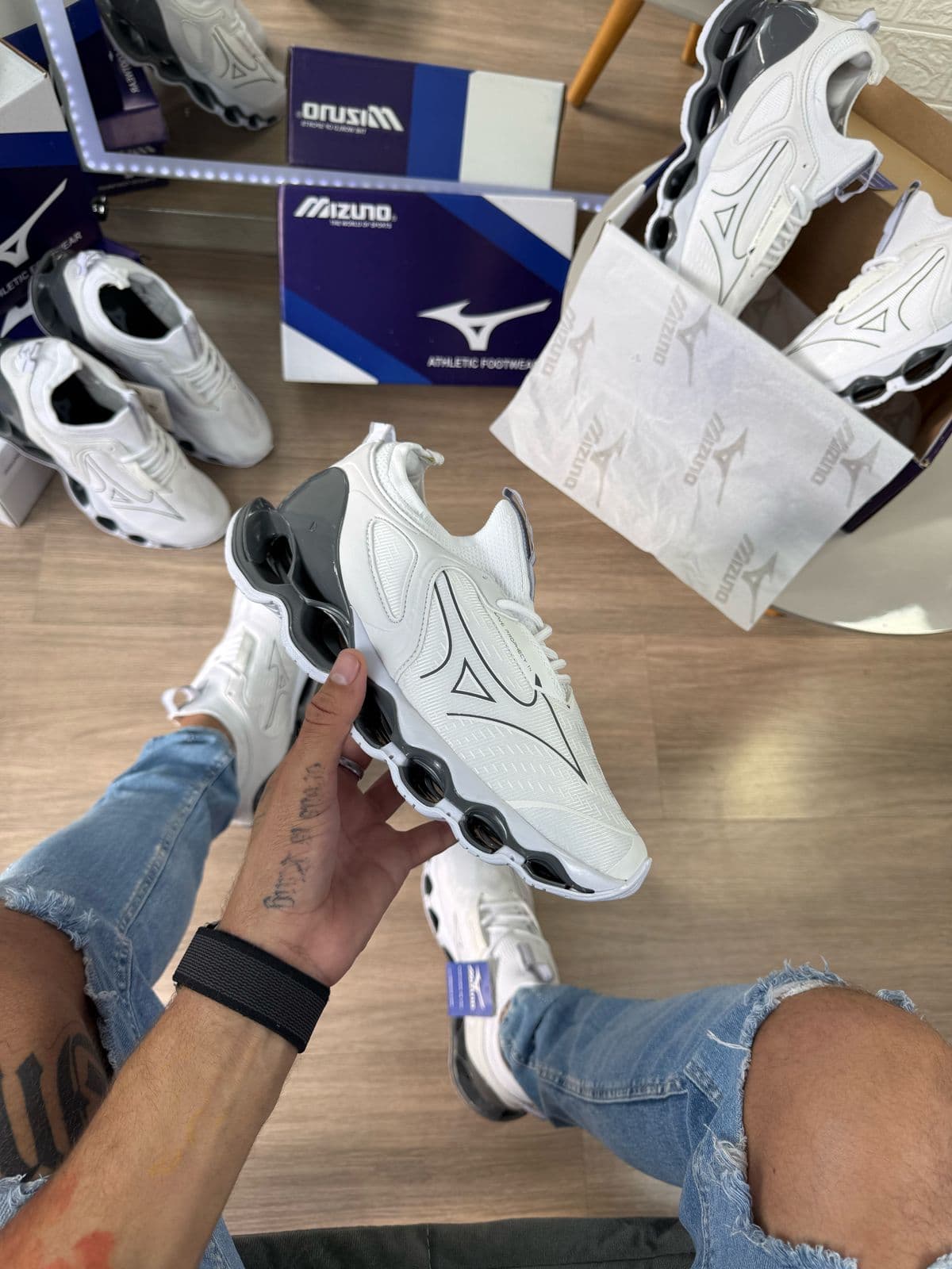 Mizuno Prophecy 14 - Branco Grafitti — foto principal