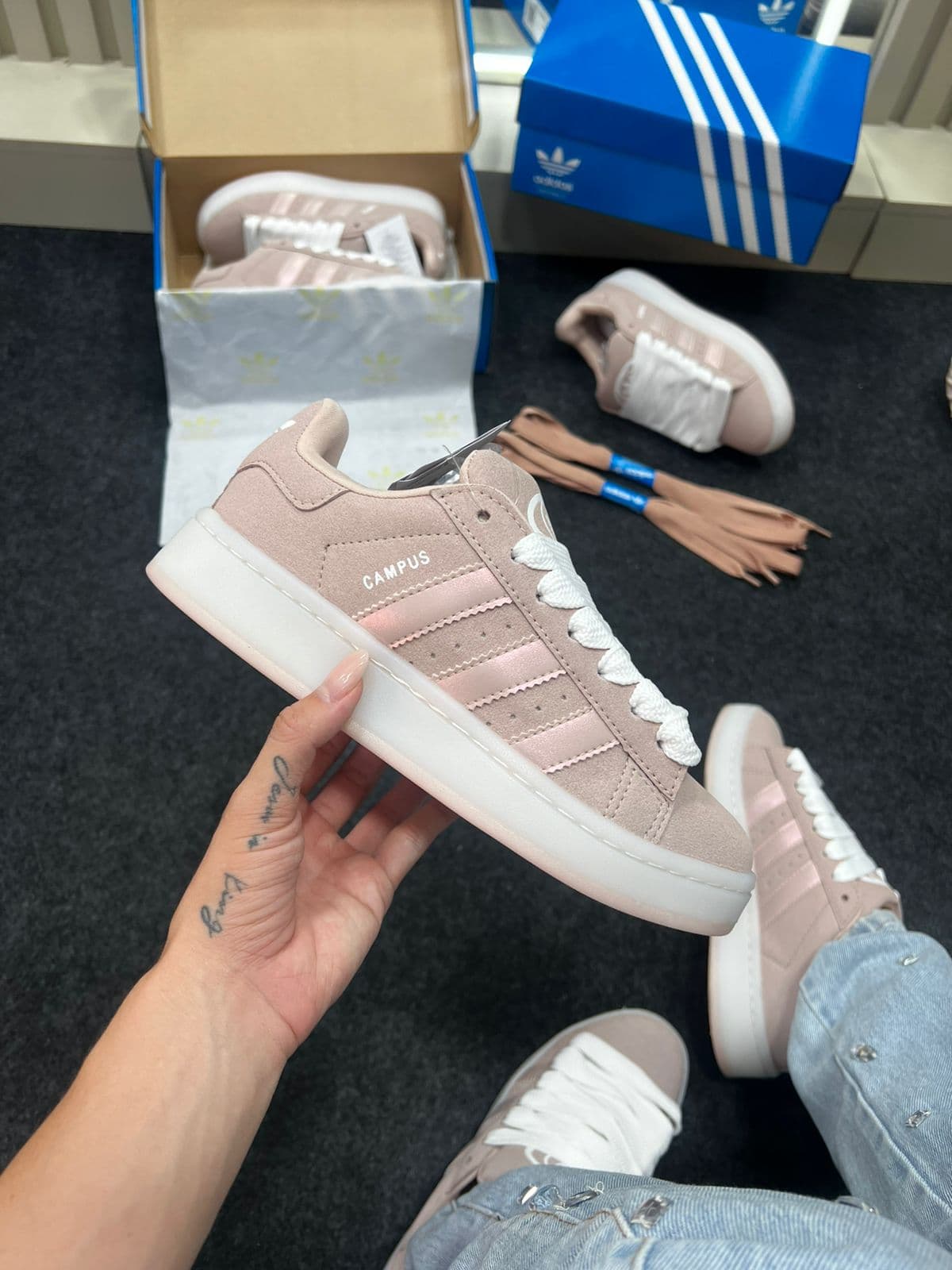 Adidas Campus Luxo Rosa Claro — foto principal