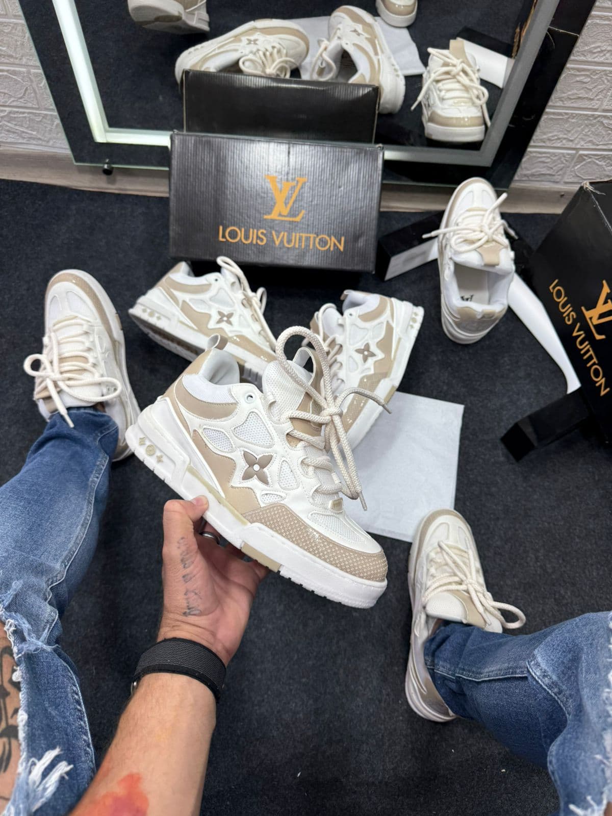 Louis Vuitton Skate Branco e Off White — foto principal