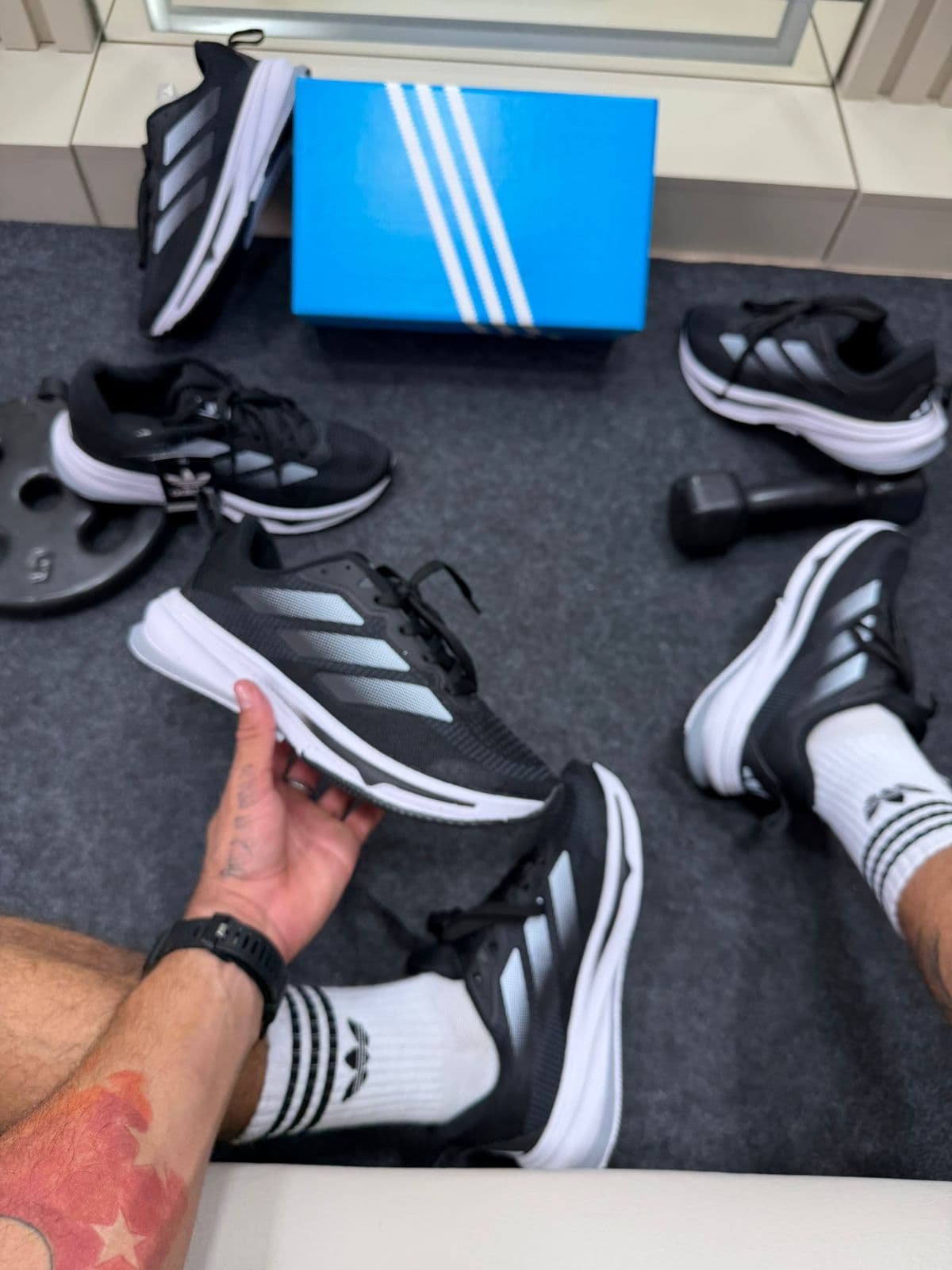 Adidas Super Nova Branco Preto — foto principal