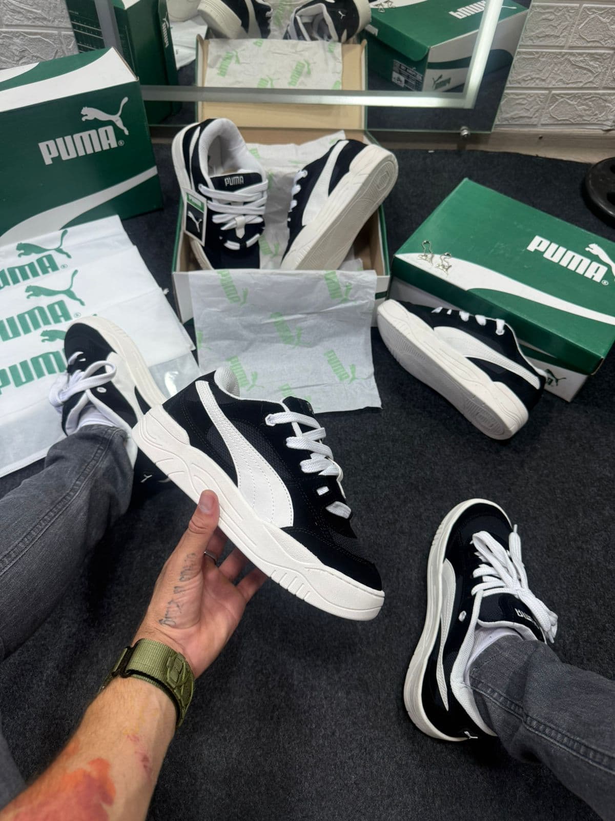 Puma 180 Premium Branco e Preto — foto principal