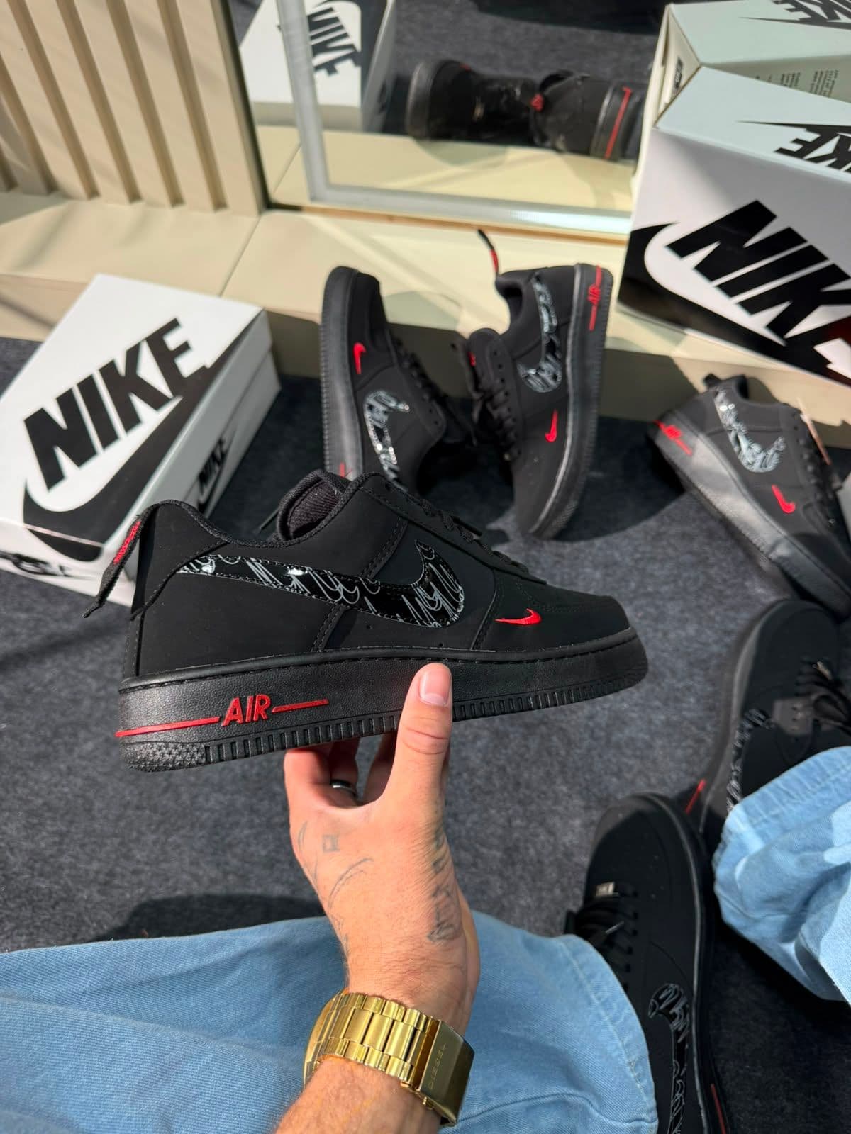 Air Force 1 Premium Preto Vermelho — foto principal
