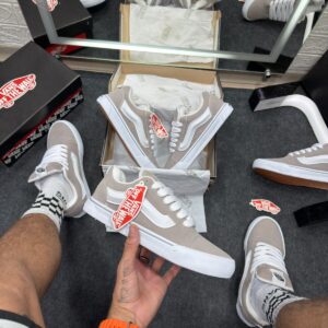 Tênis Vans Knu Skool Branco e Cinza Atacado