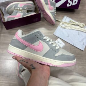 Nike SB Dunk Low Premium Cinza e Rosa Atacado