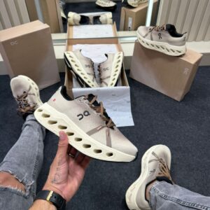 On Cloud Premium Importado Off White