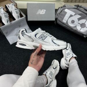 New Balance 530 Branco e Azul Marinho