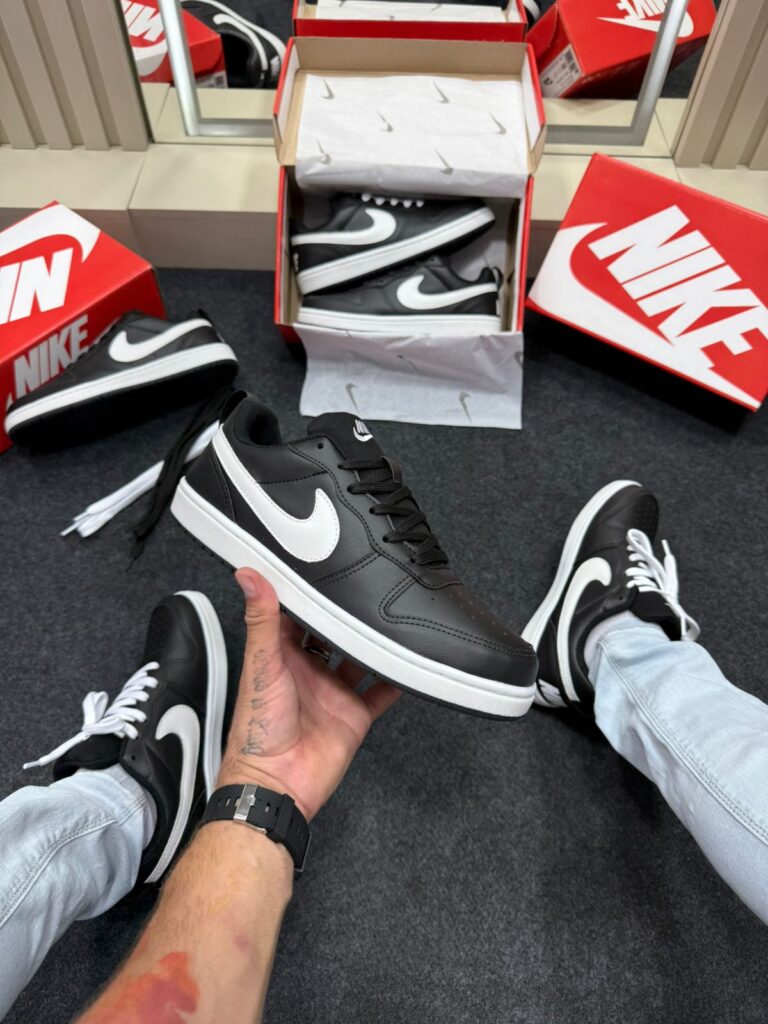 Nike Court Borough Low Preto E Branco