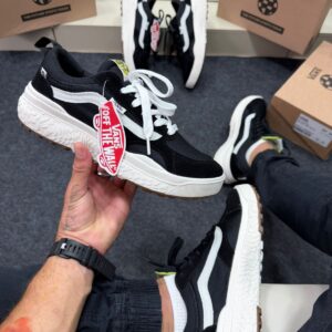 Vans Ultra Range Preto Branco