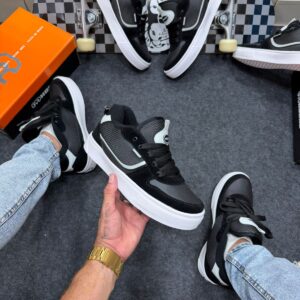 Hocks Skateboarding Preto e Branco