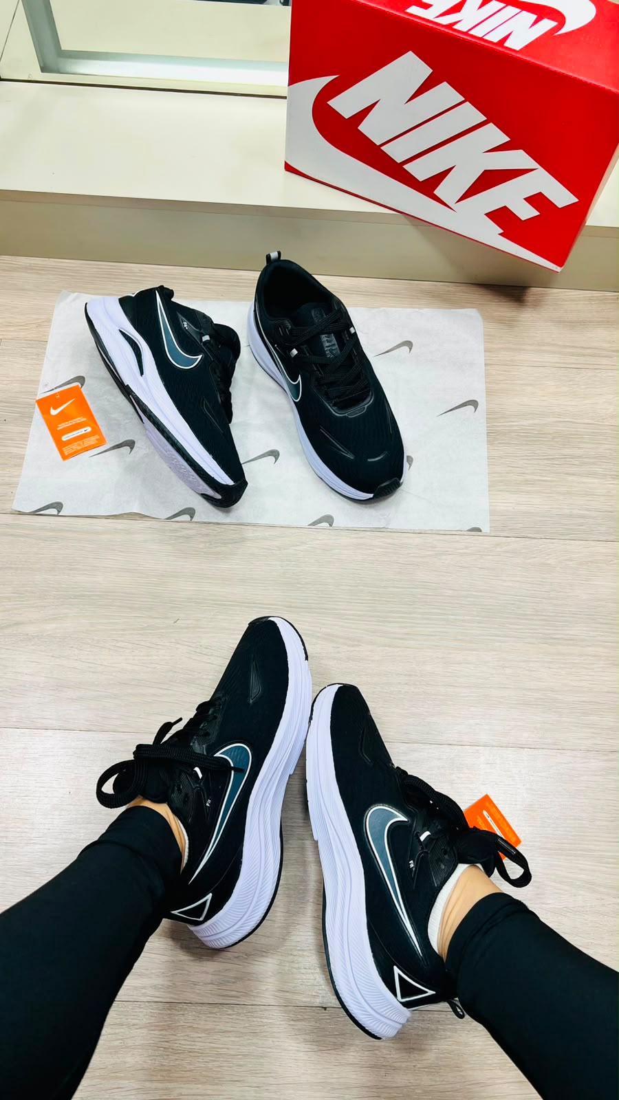 Nike Fit Preto e Branco 2