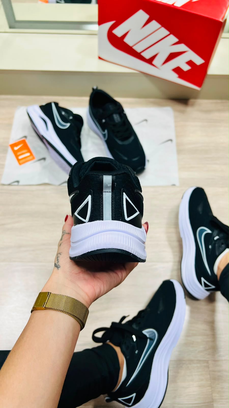 Nike Fit Preto e Branco 7